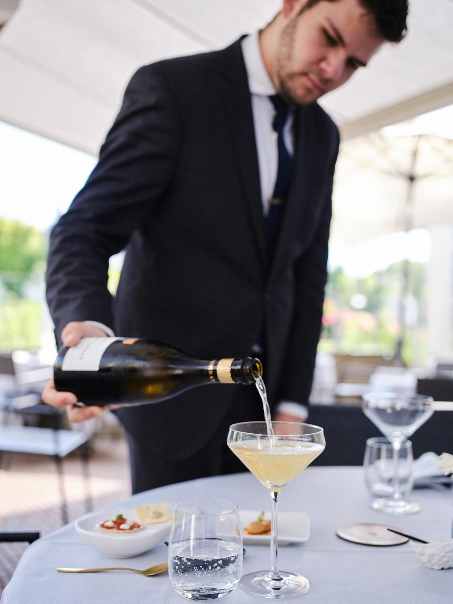 De Nederlanden, Restaurant & Boutique Hotel フレーラント エクステリア 写真